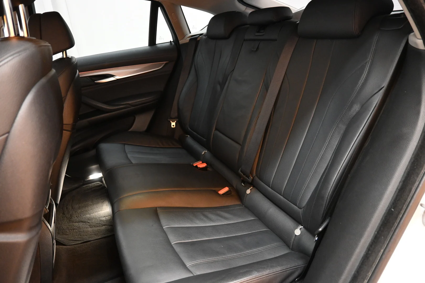 Car Image - 4ygo7BU9pEZjZ2DURR0zsG