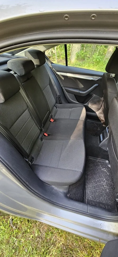 Car Image - 6yMxWjX03Laa2pMuPRhQwv