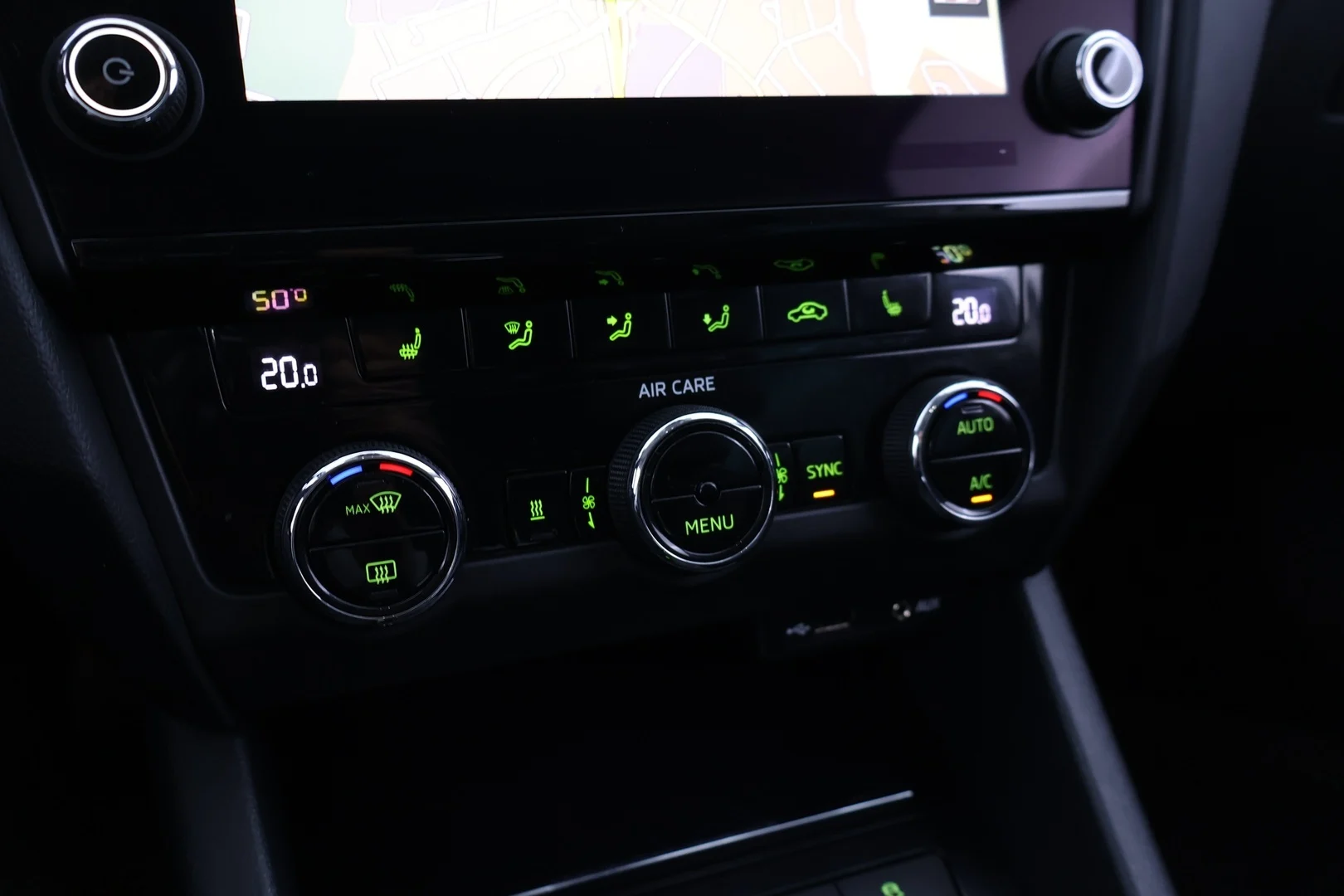 Car Image - 3dkMxoSwl1GNfjNGAokHif