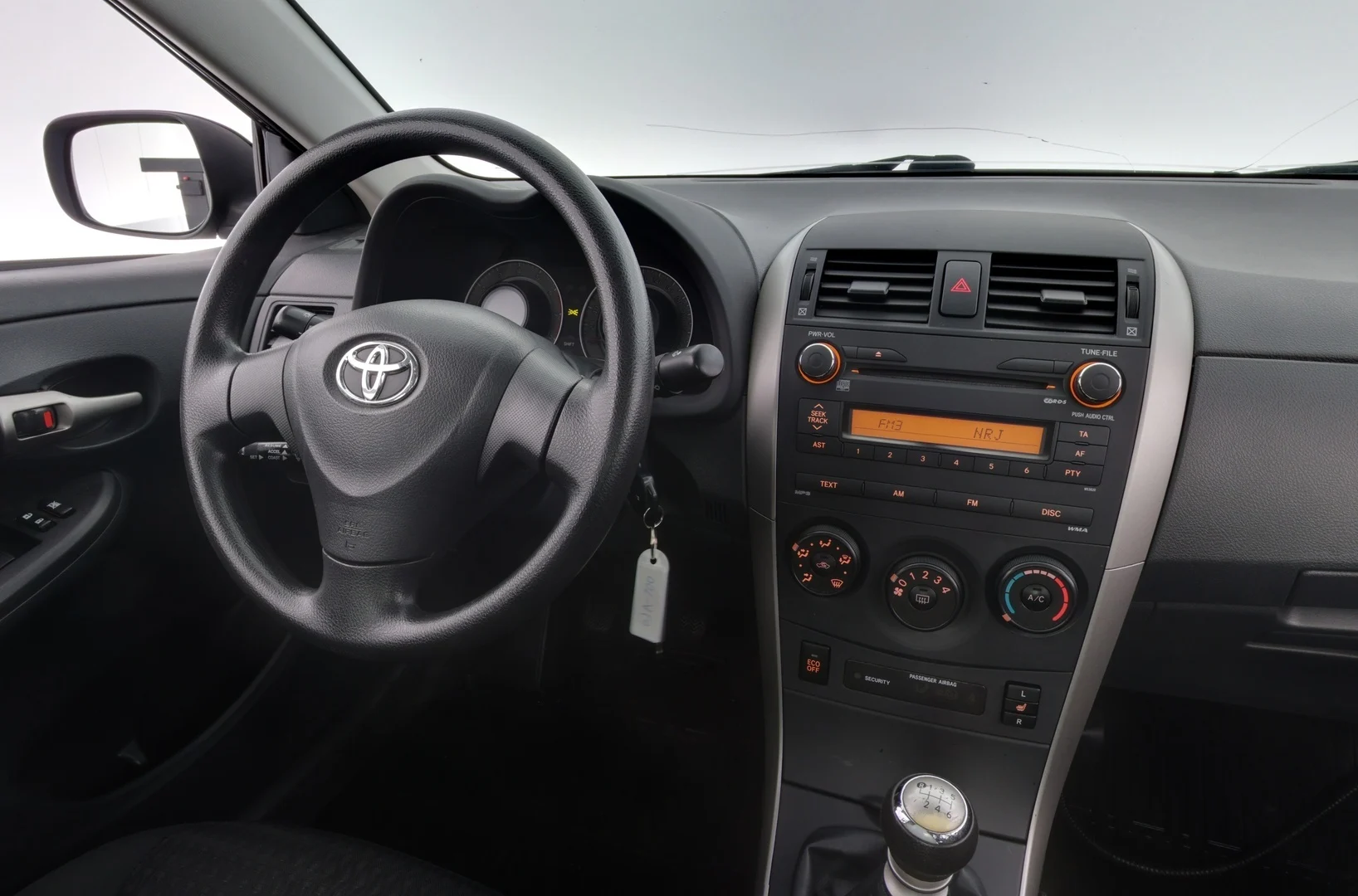 Car Image - 32XvEbmhvjhKqb2mVzf8PG