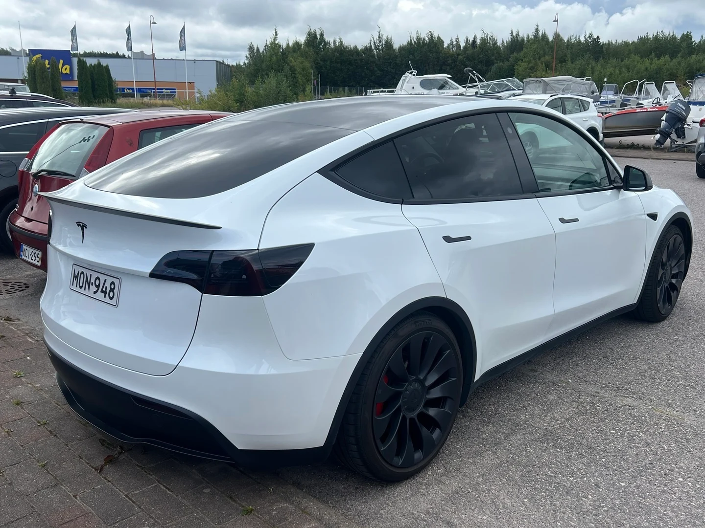 Car Image - 4TcglpmZW9tRz4V7Kbfrwq