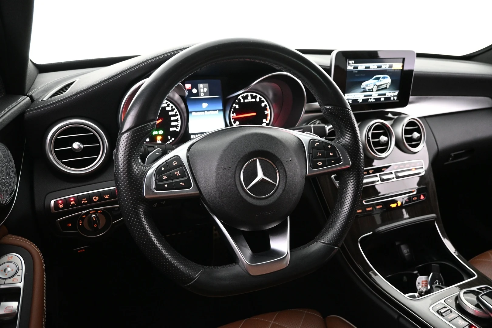 Car Image - 5Eg3bkpwyRfyPZZDrzSPdJ