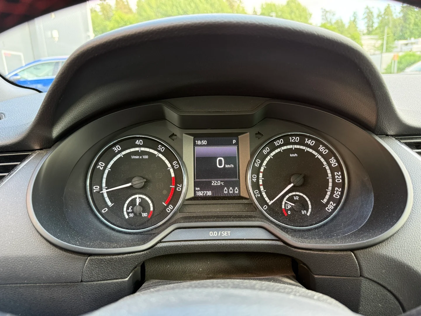 Car Image - 6CTqqYA2AOWUvMXFwuU5Kl