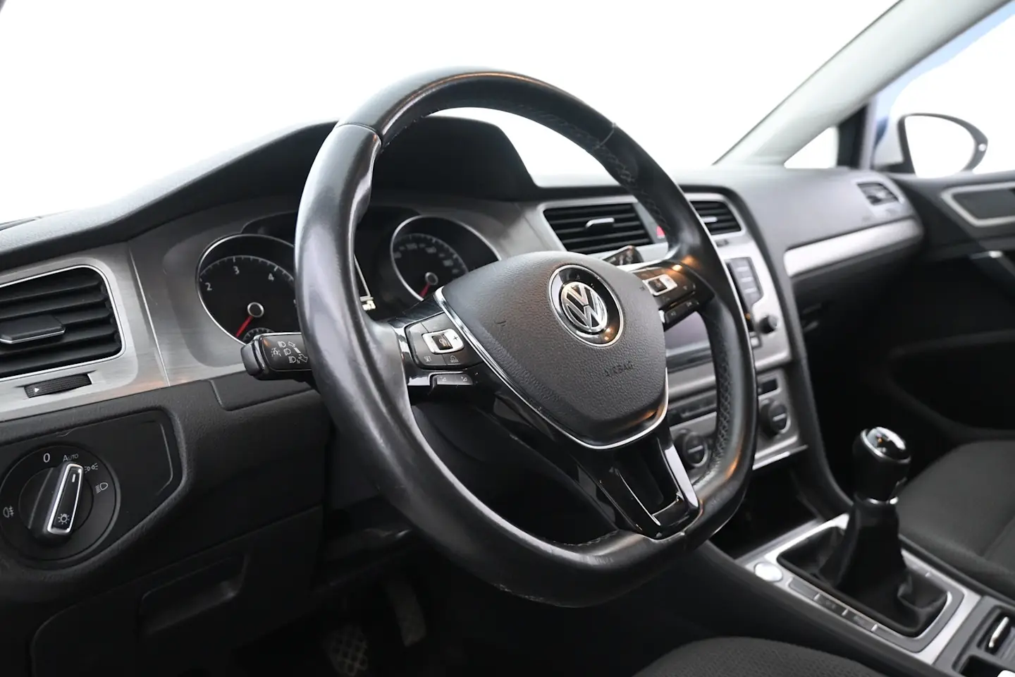 Car Image - 2cuA49vjAQBiZ8p3lKTsvc