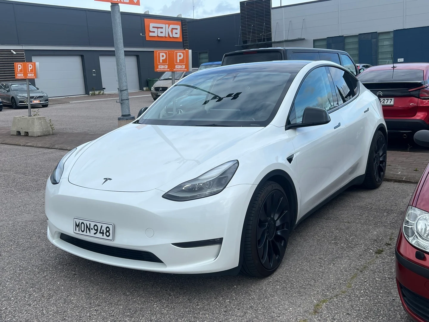 Car Image - 4TcglpmZW9tRz4V7Kbfrwq