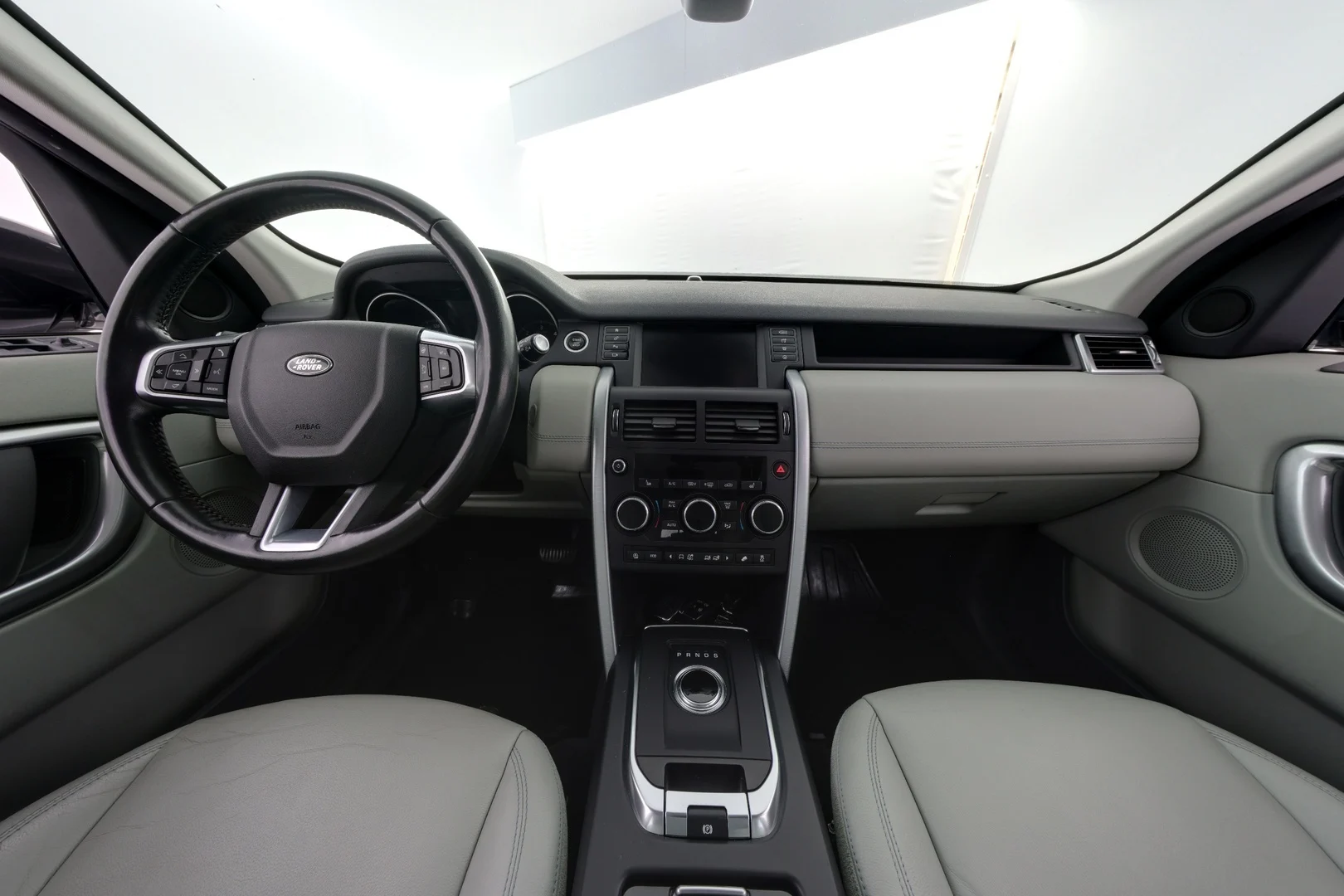 Car Image - 7bXXdooDPnpZv7QVTWKcN9