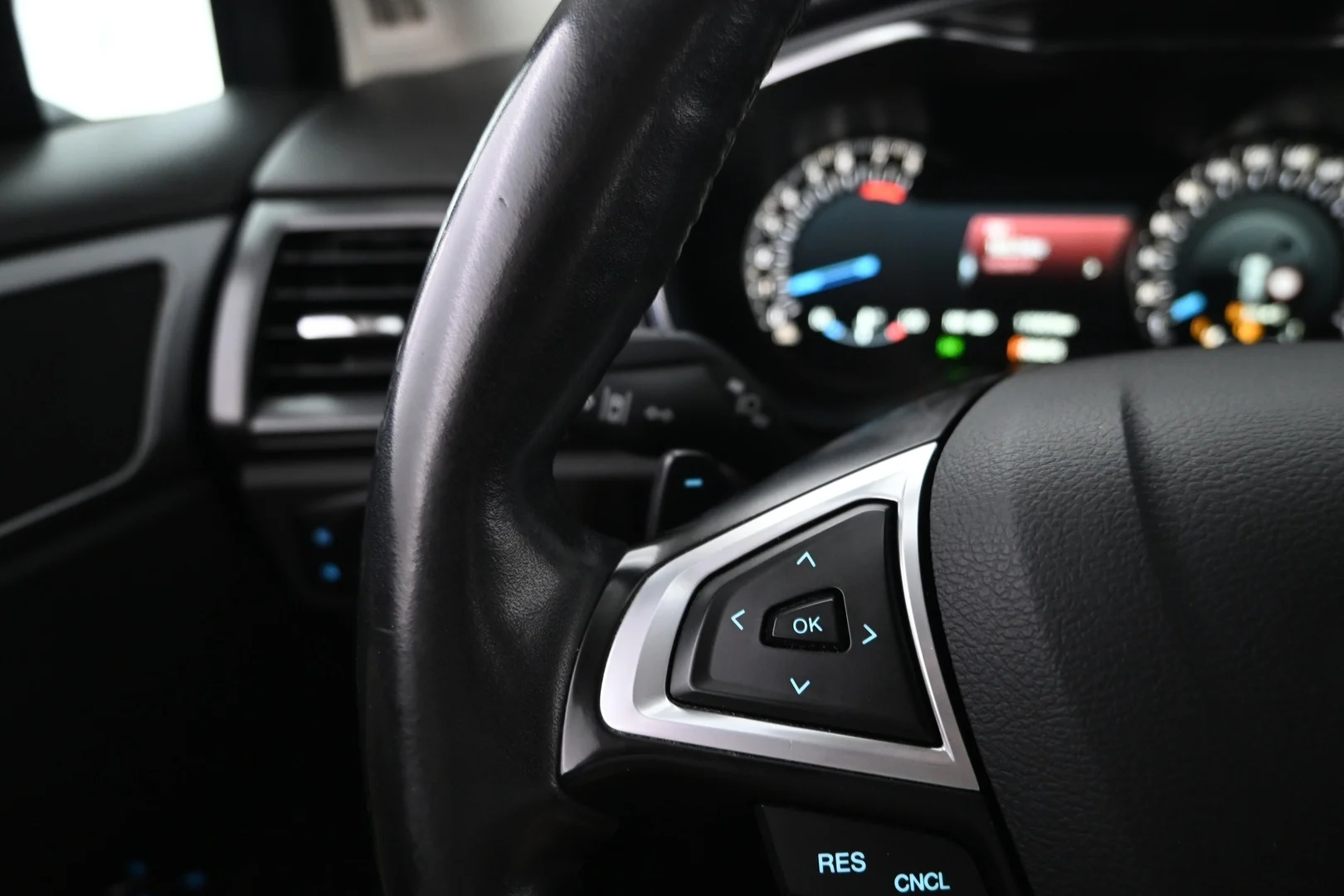 Car Image - 1fI2tqnbDtulYBddpLjtWK