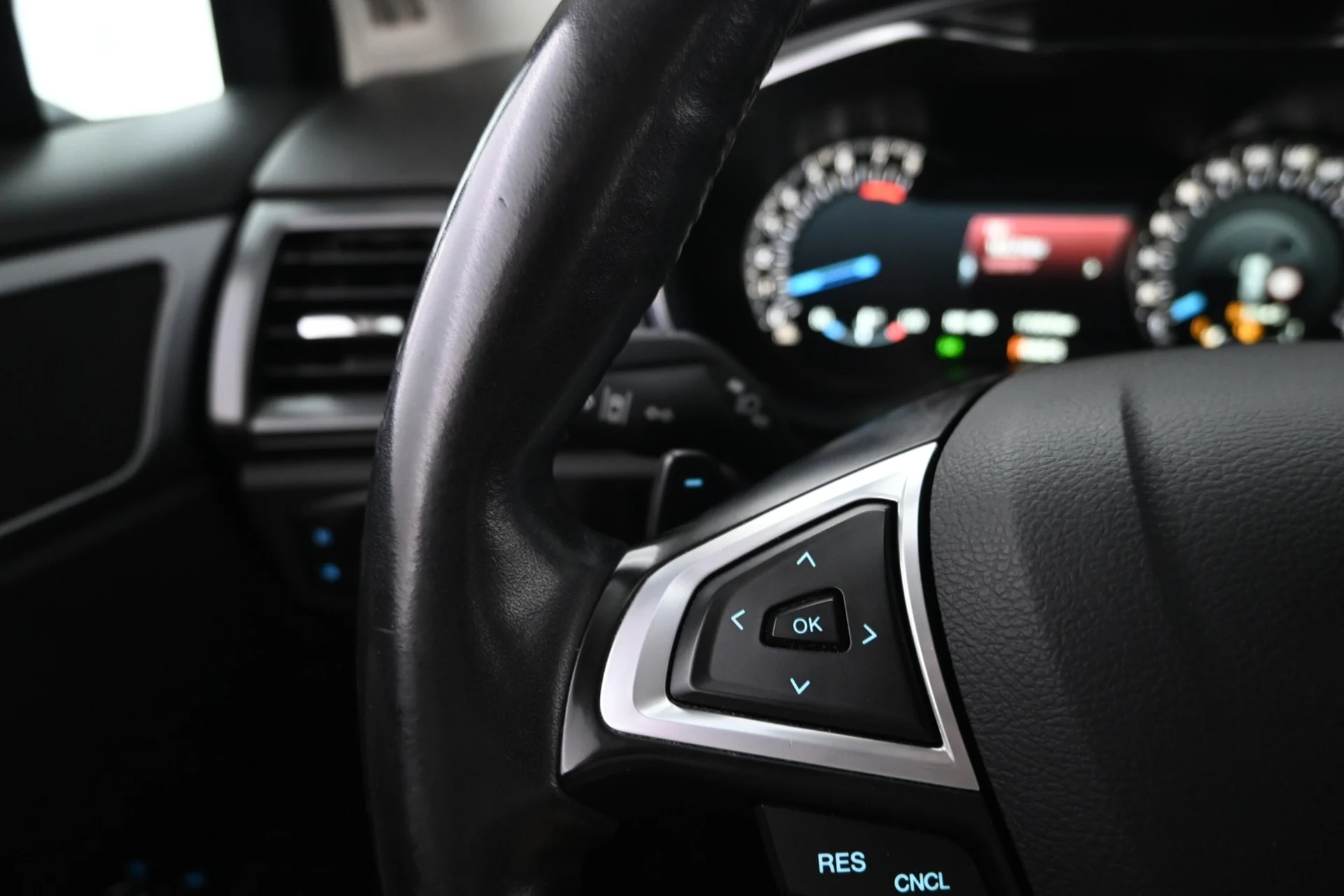 Car Image - 1fI2tqnbDtulYBddpLjtWK