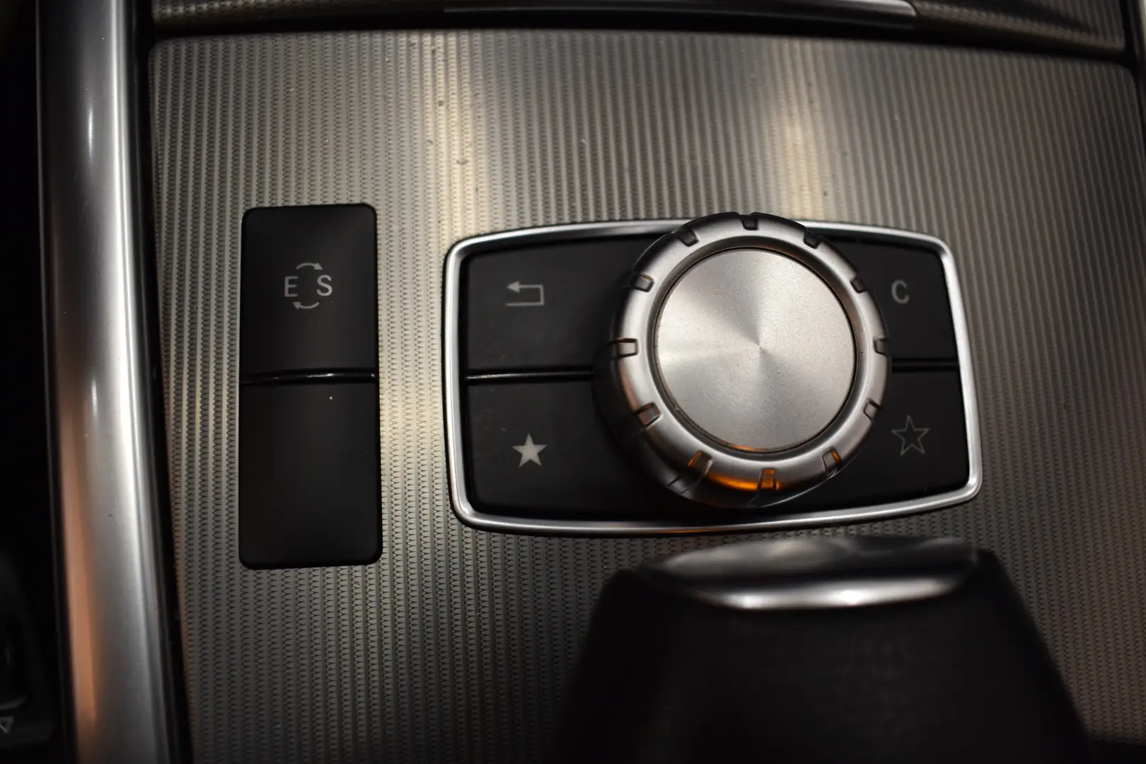 Car Image - 5elYf80JxuBhuMjtxi5uoS