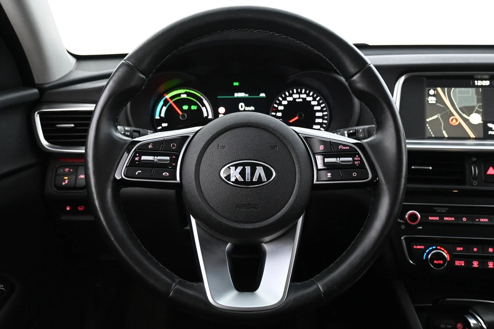 Car Image - 3l7inFYnBxWr6Zrb68f9nf