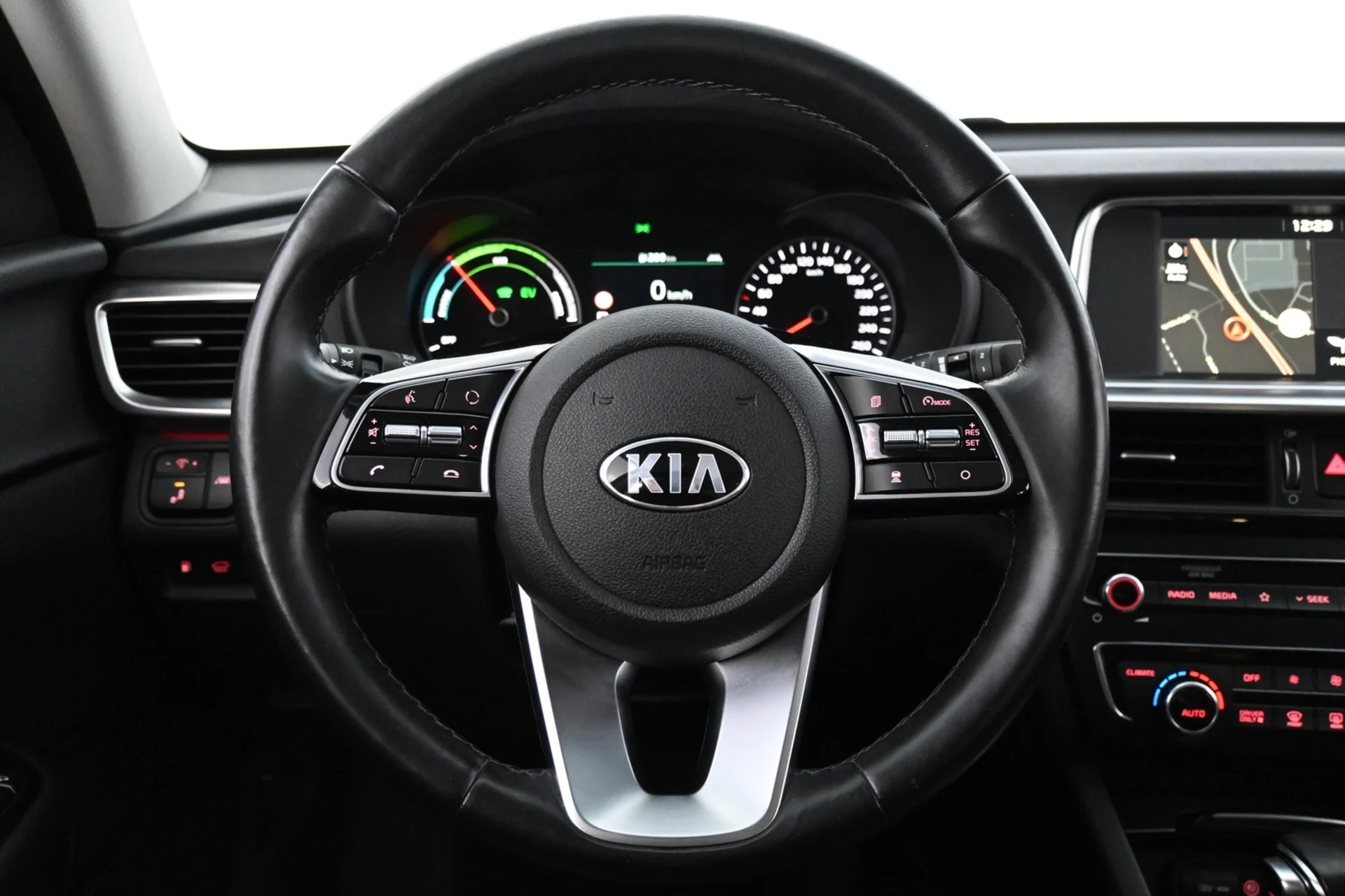 Car Image - 3l7inFYnBxWr6Zrb68f9nf