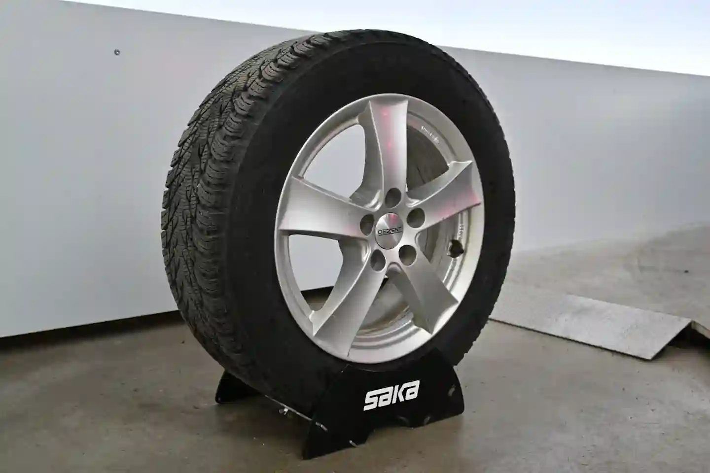 Car Image - 3jKafrYgXi5oj8F2GcY5PL