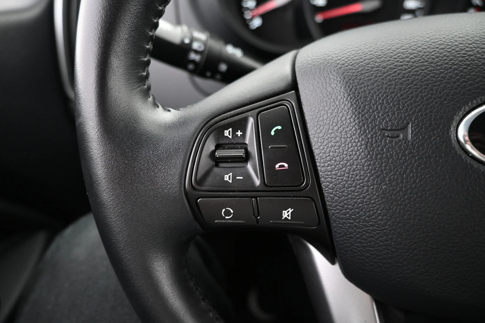 Car Image - 3Ws4biXW4TxVkA1rdyf7dW
