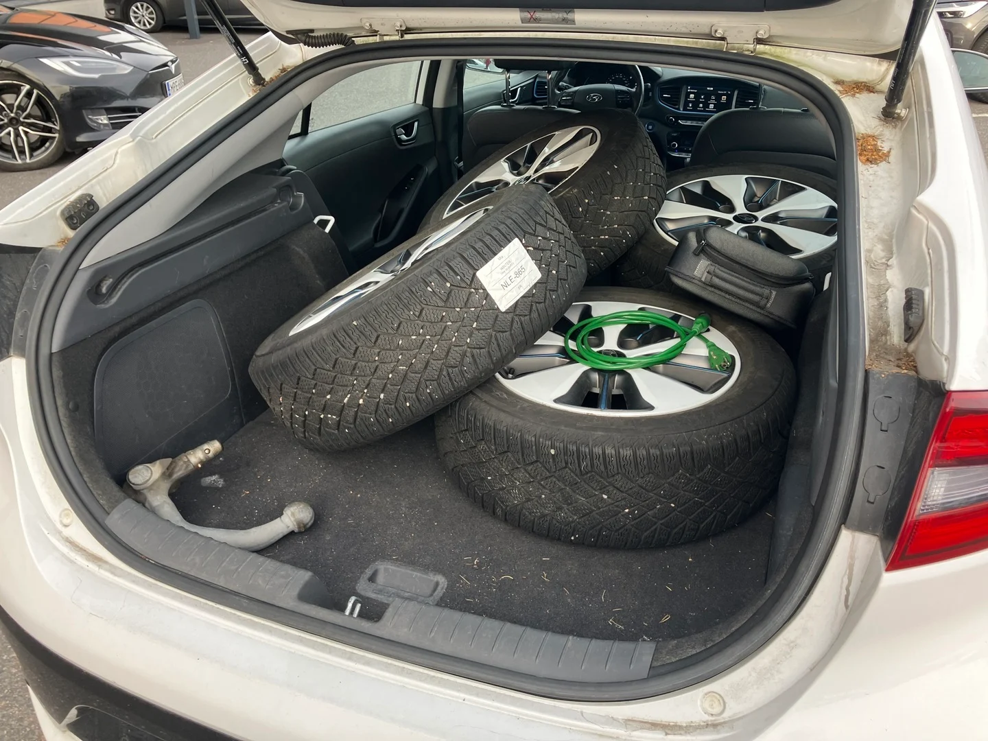 Car Image - 43lOlxZO4PZCwmN3pY4bYZ