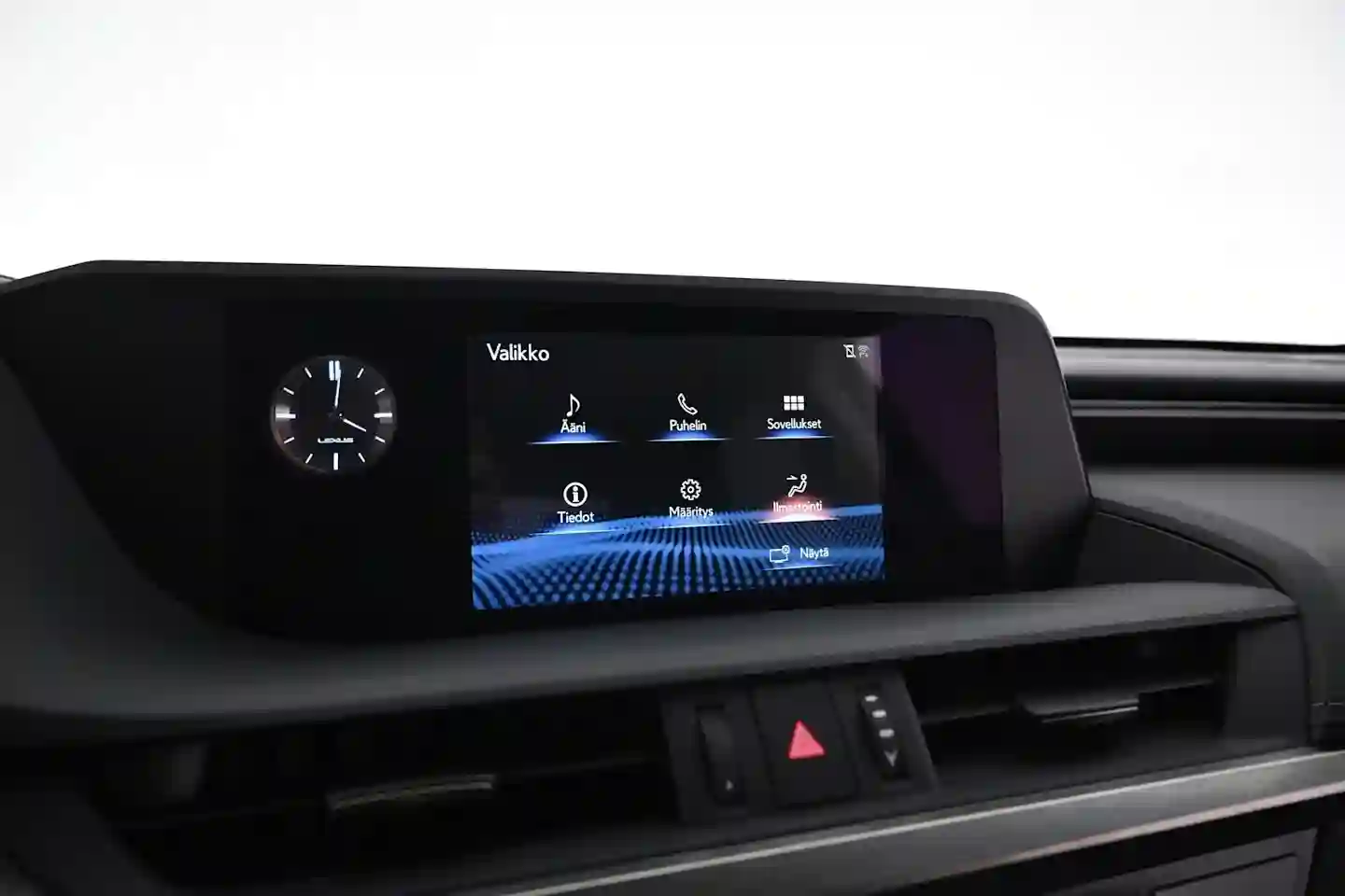 Car Image - iDVTGOn2b5sG4IIegPqFf