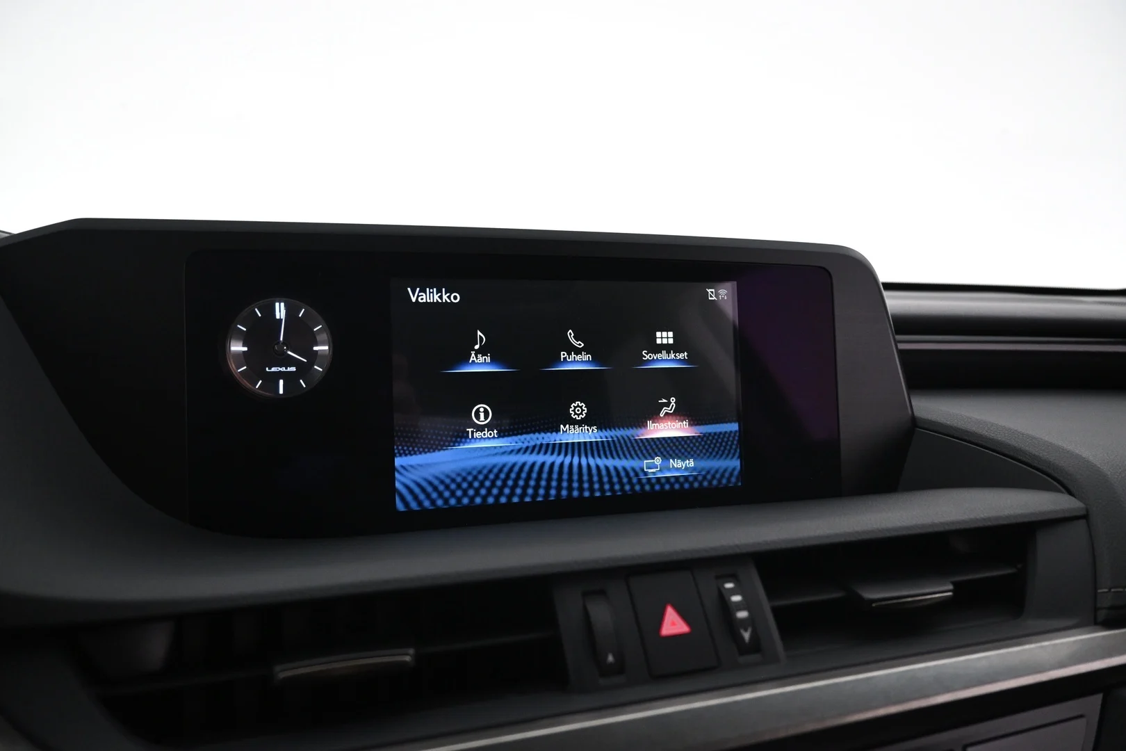 Car Image - iDVTGOn2b5sG4IIegPqFf