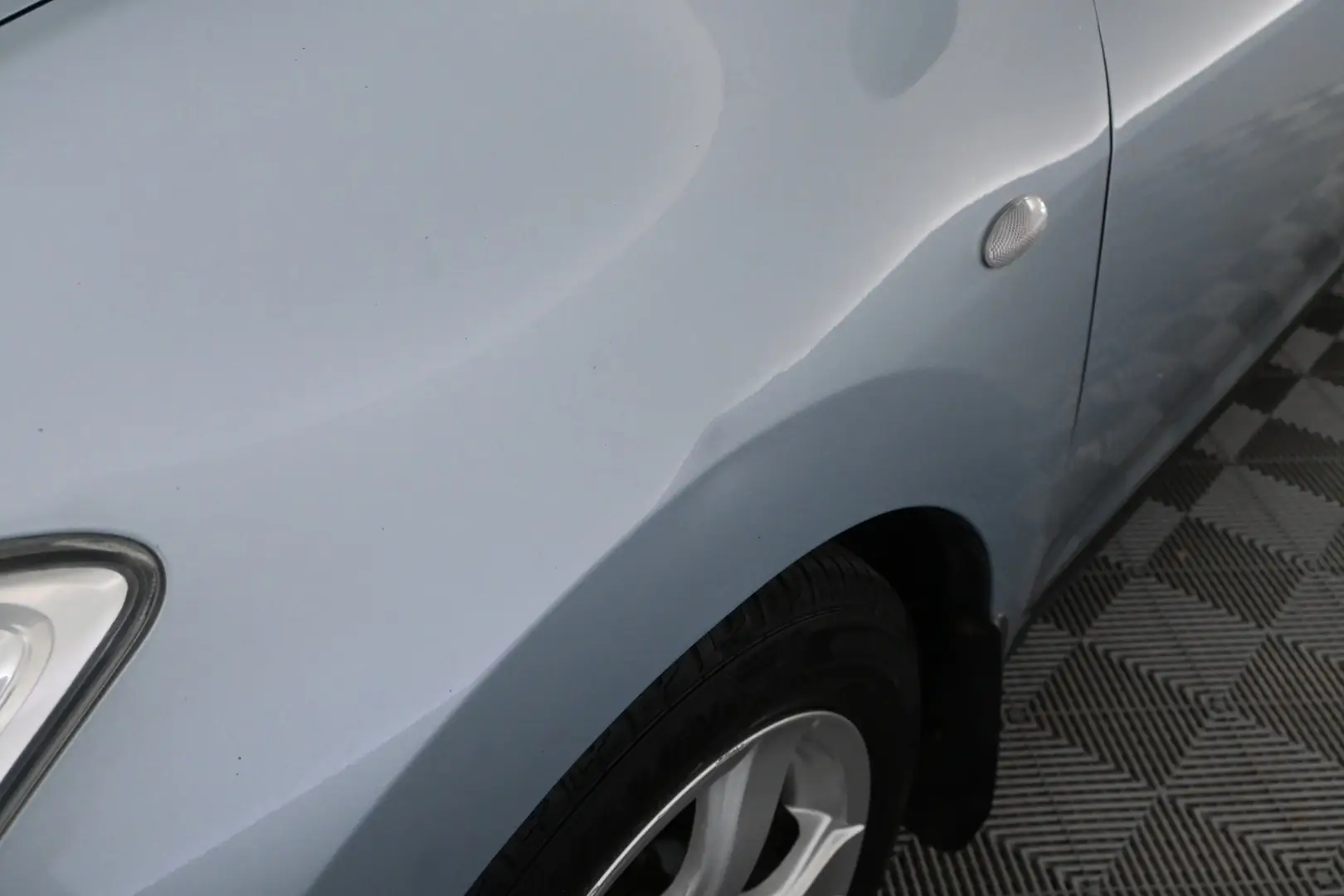 Car Image - n1fF1Q7eegPF6NBWN2uaK