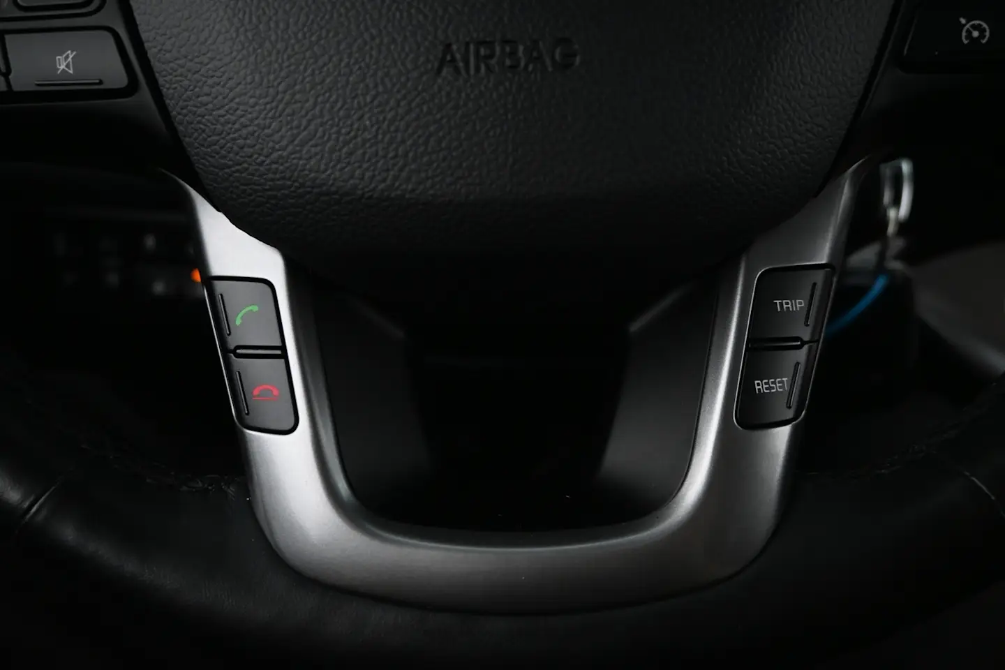 Car Image - 4Y4tz2SOYvpXJdzBQrNOXi