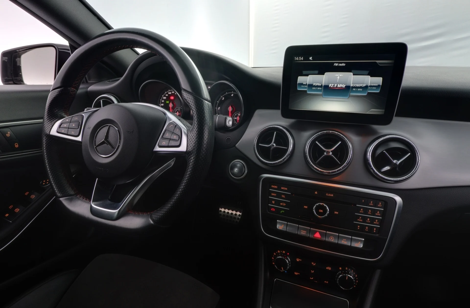 Car Image - 4sfT0wTEpKyYtcRwH9qccb