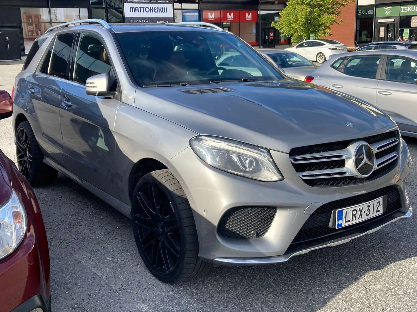 Car Image - Fsajn8ldxKODLpbvmWNEO