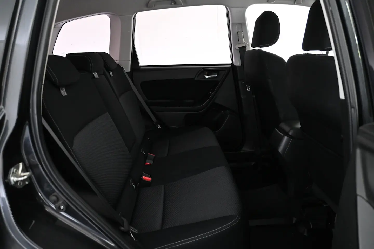 Car Image - 6bHq0j7qBo2t9qx2i3JWOA