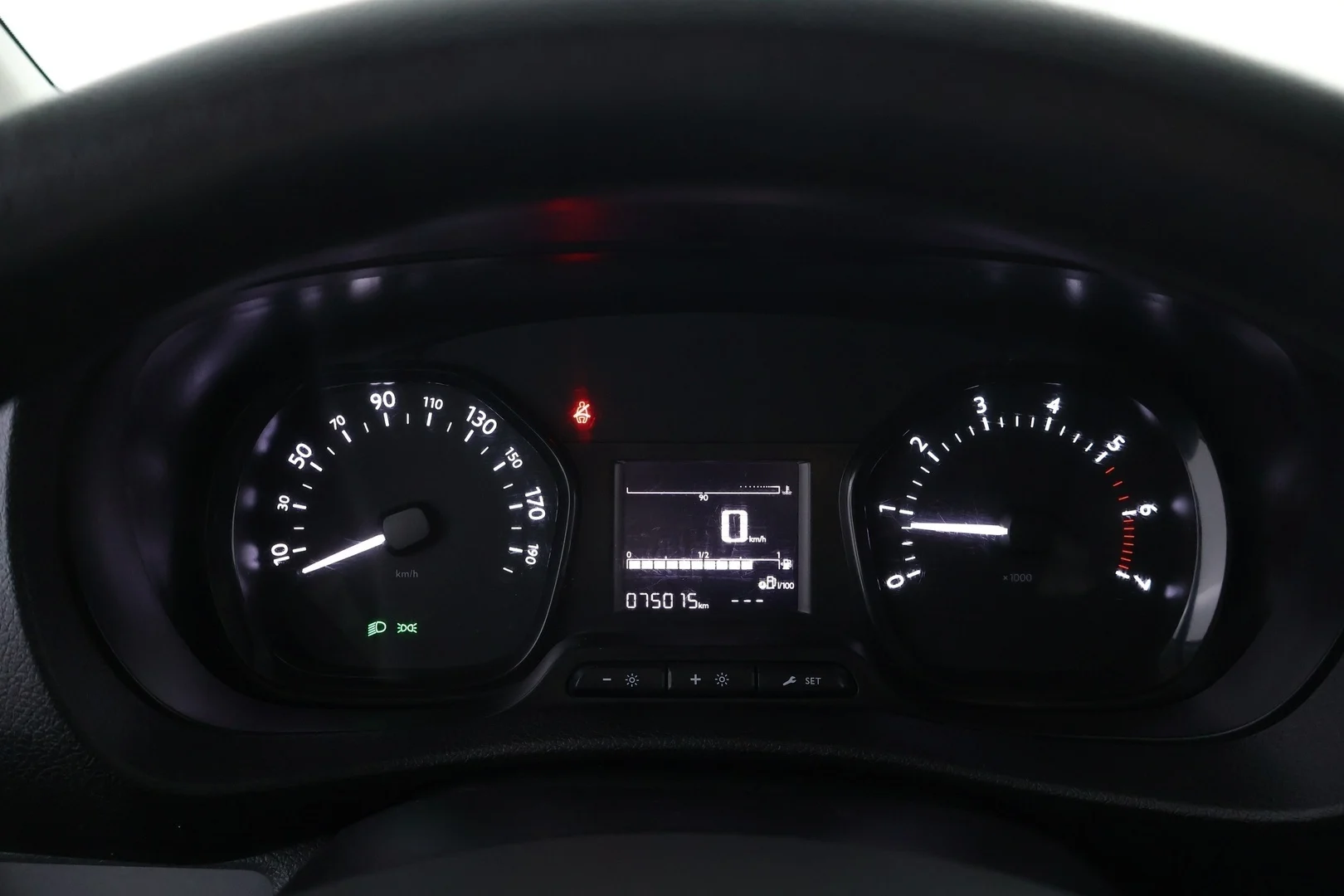 Car Image - 1sp0LAvWwO3MapioQDICbV