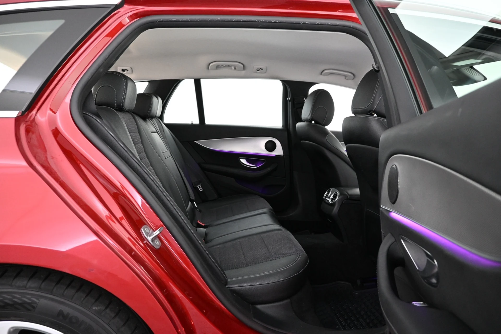 Car Image - BAOEur08I3QoM1hP5Yw5J