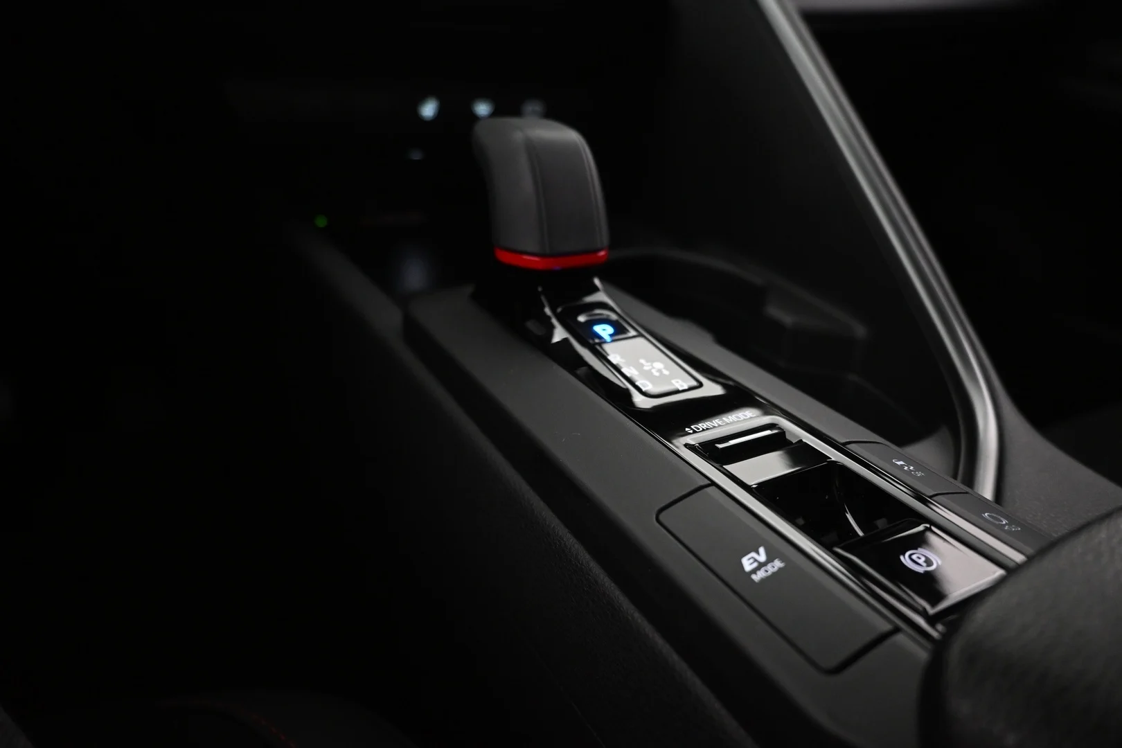Car Image - 7j4KkDC0ygsqrfFqfqCzZd