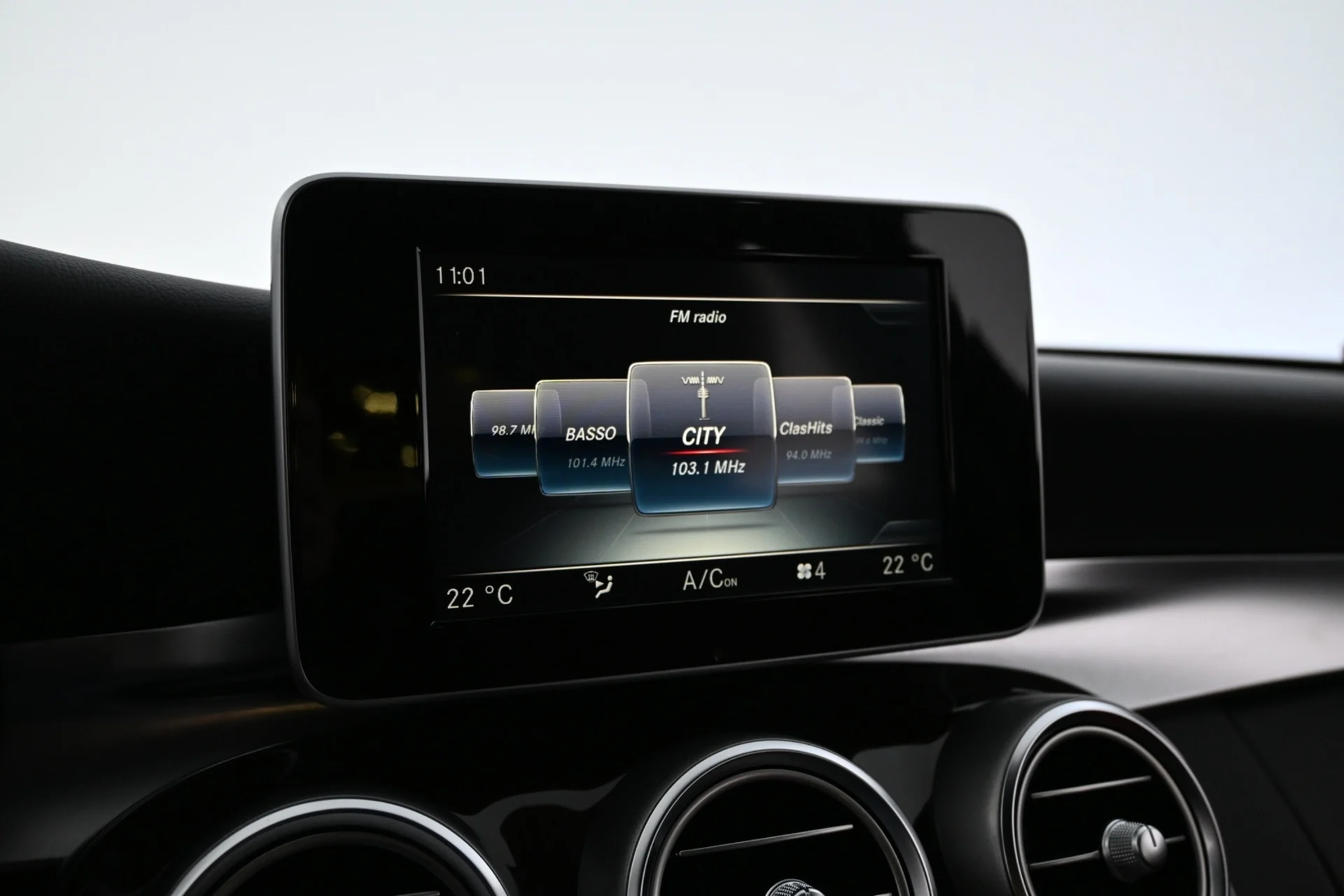 Car Image - kcPEWZjmKUeWutlnNkbJk