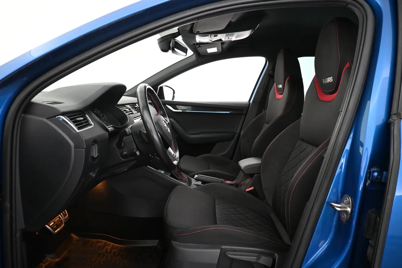Car Image - 1g0pHIiboUCU8Caj54EQam