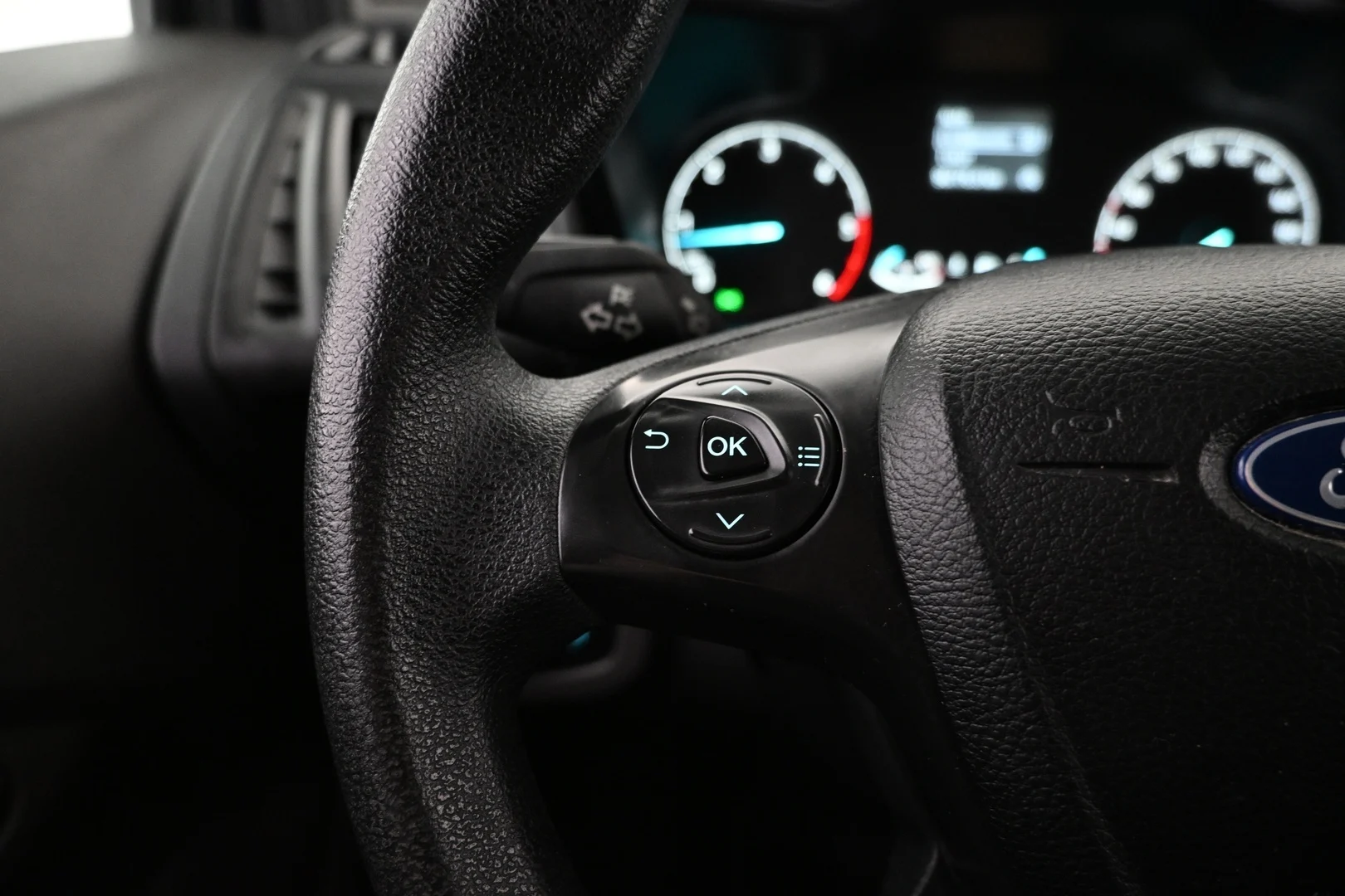 Car Image - oE5a7L5k80h3jUoabOLIo