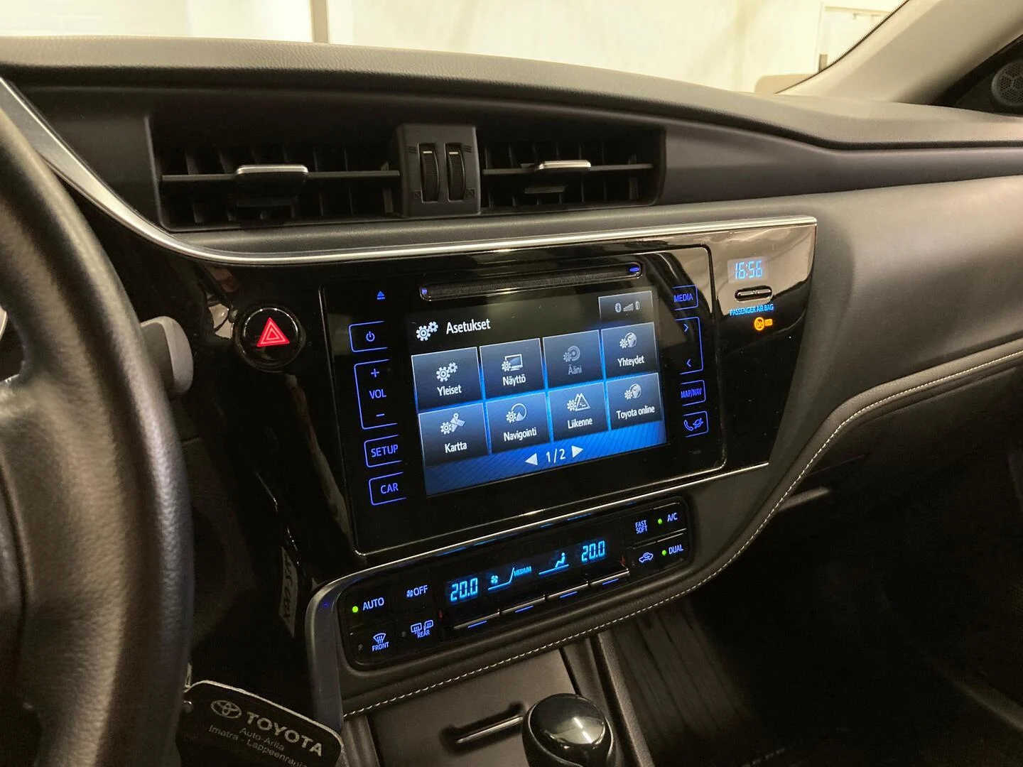 Car Image - 7tZRKjy1yja1fPXV8VzDLu