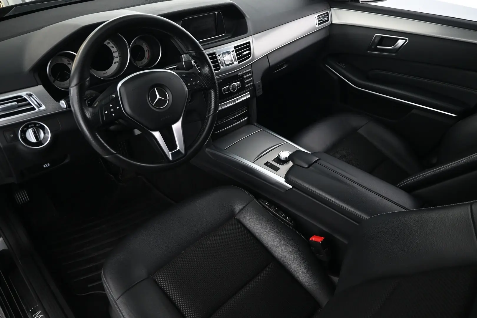 Car Image - 5elYf80JxuBhuMjtxi5uoS
