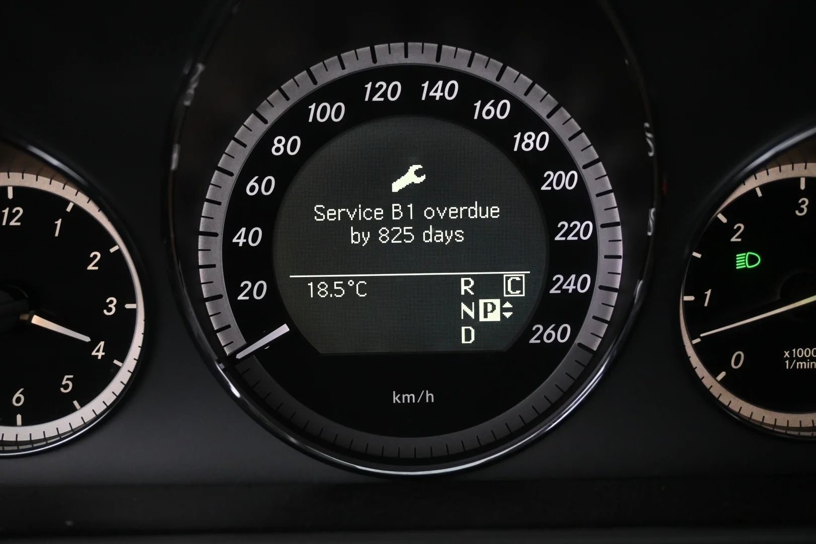 Car Image - 6mkjbAlCRMoXLgnhTbLcOD