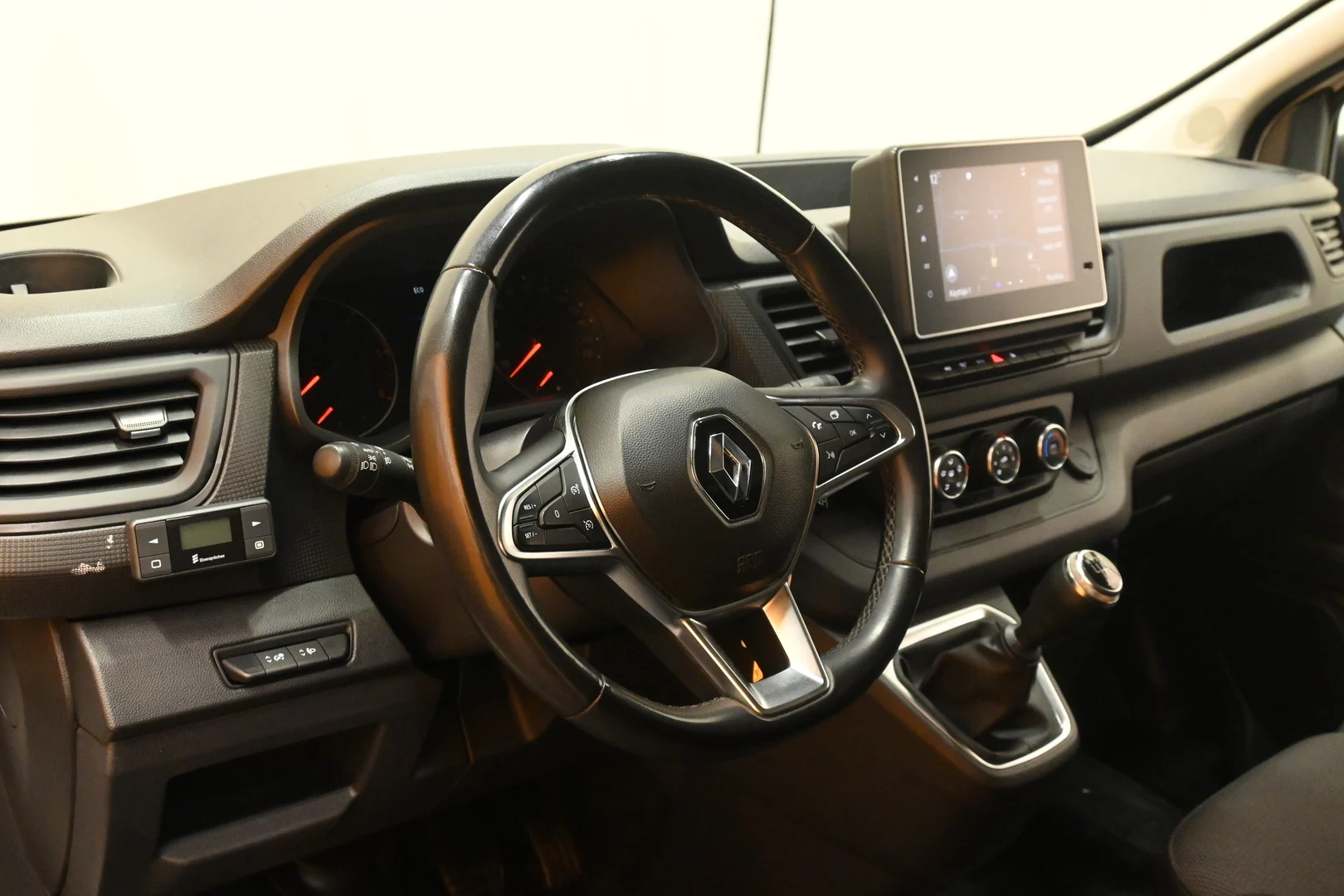 Car Image - 6YIPywrPttxs9B8KjM6snH