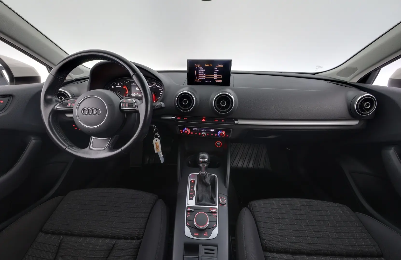 Car Image - 3V7yQg04JahpblBfgHqd2J