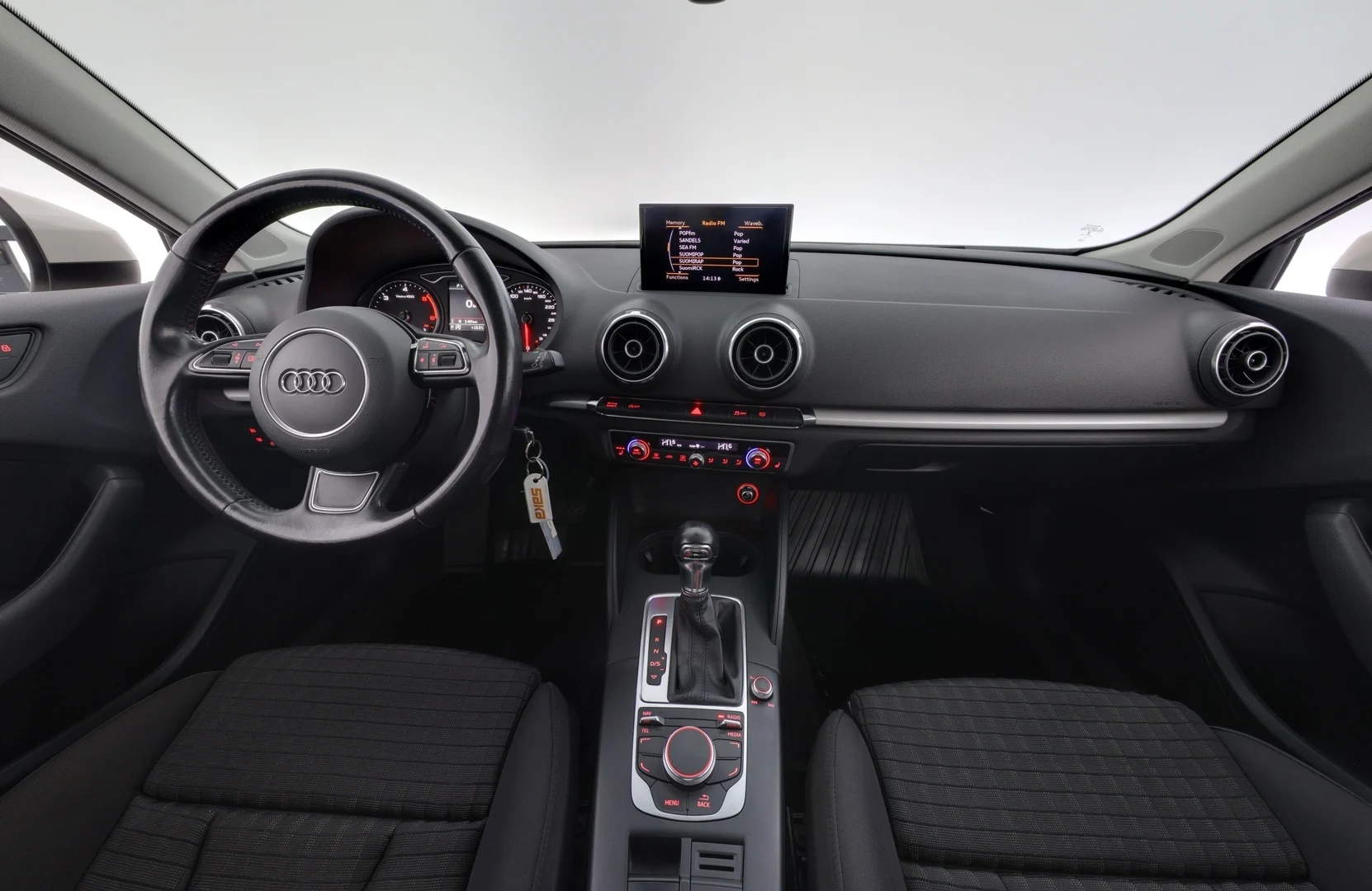 Car Image - 3V7yQg04JahpblBfgHqd2J
