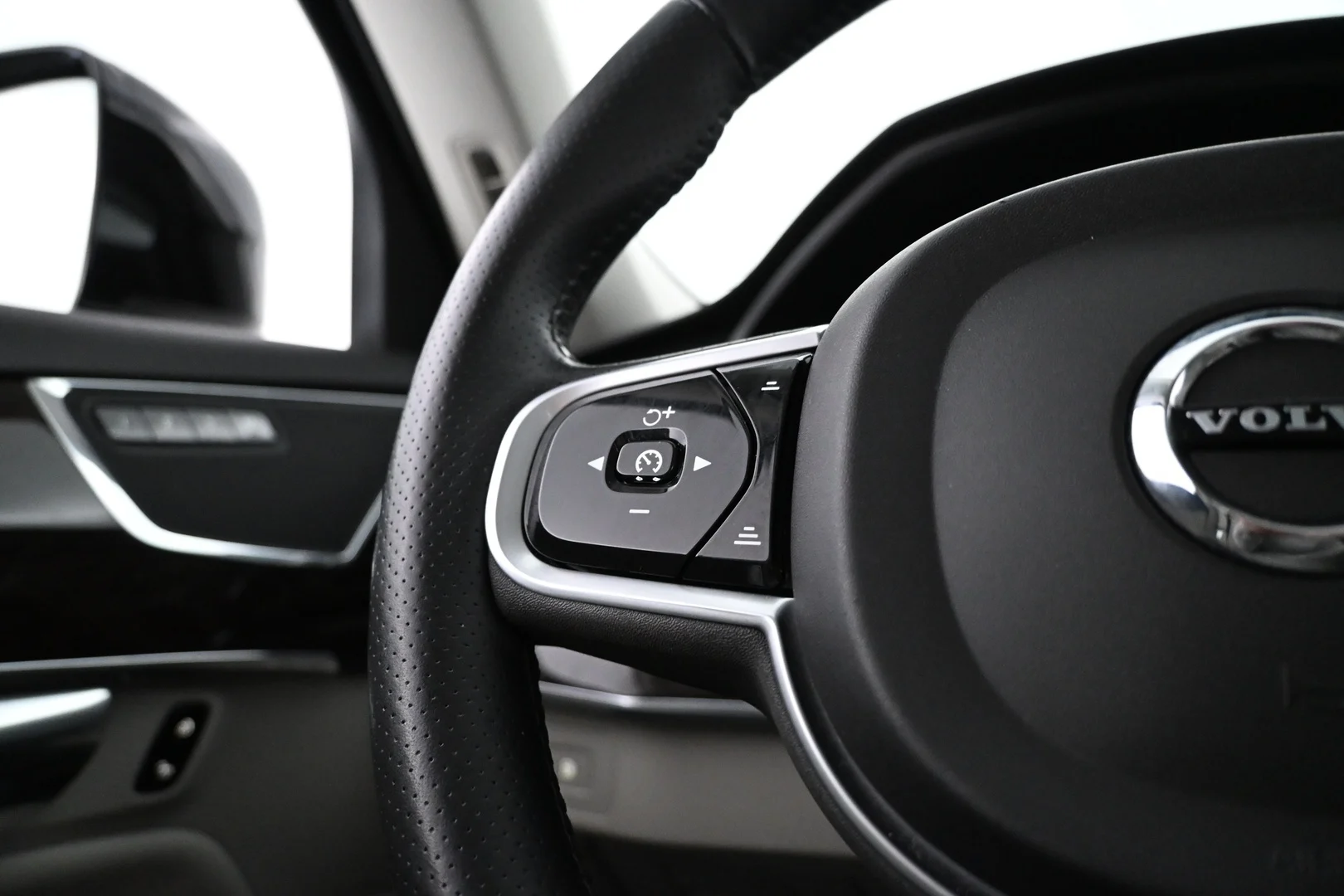 Car Image - 4MWaPqhFqCEXgivToA7tHR