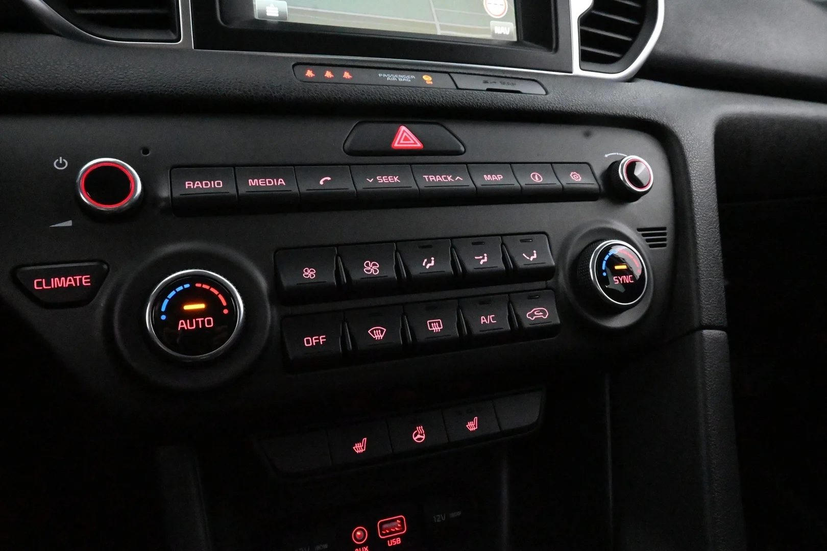 Car Image - 1ig3vtLMYxwhZOHKJzIQB5