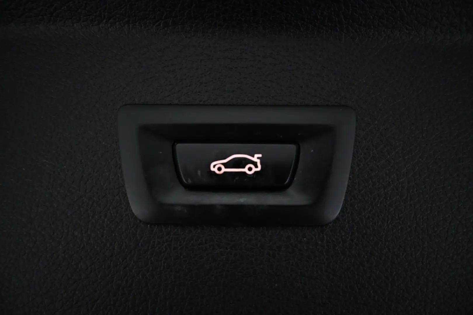 Car Image - 1GaOcSpMWyxcH6VuzhiXEa