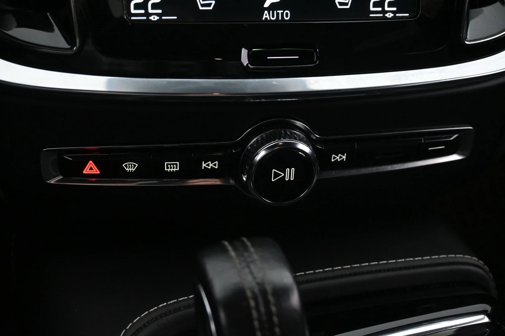 Car Image - 3VEjOc7nFBoI0PfM0Bwk9i