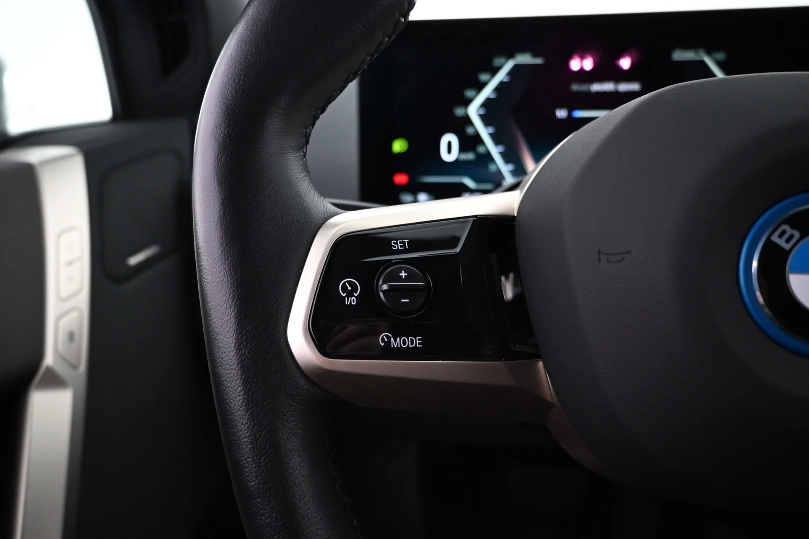 Car Image - 5UGiQYknlwgMPXu5gmkjsl