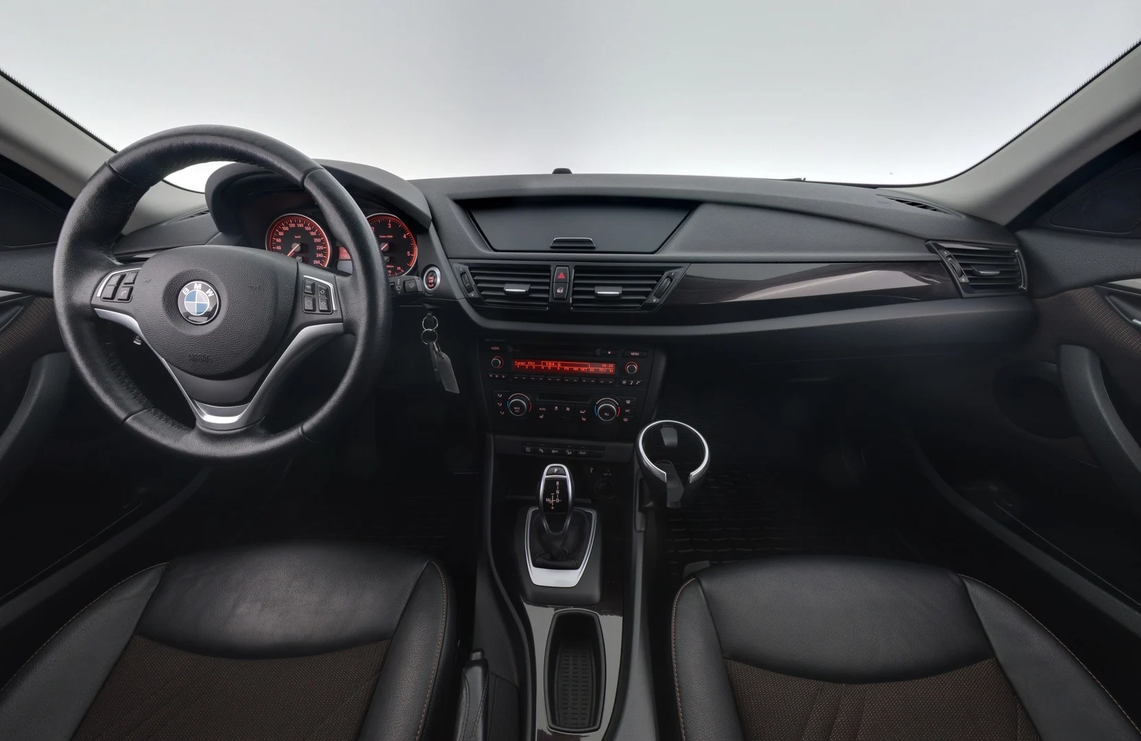 Car Image - 5v1FVGQYMEpBqs8xFfDkg8