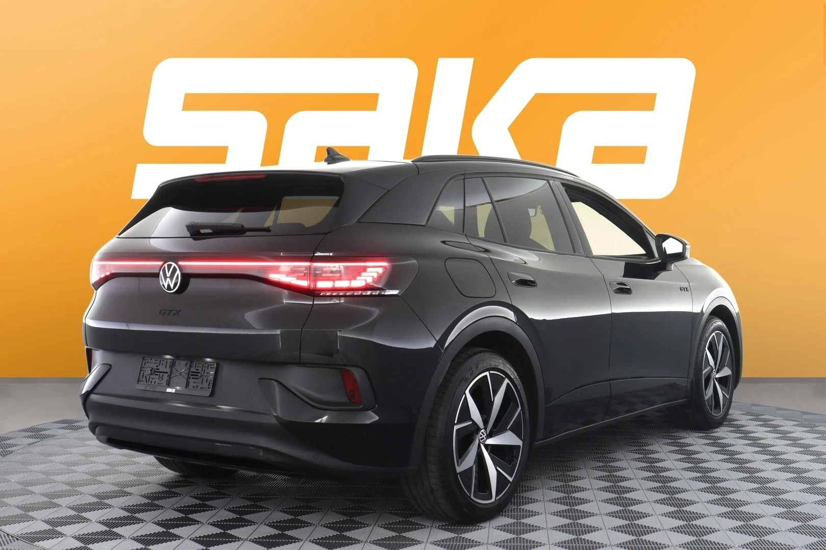 Car Image - 2a7MgY2azEAC1p4qhO2LRe