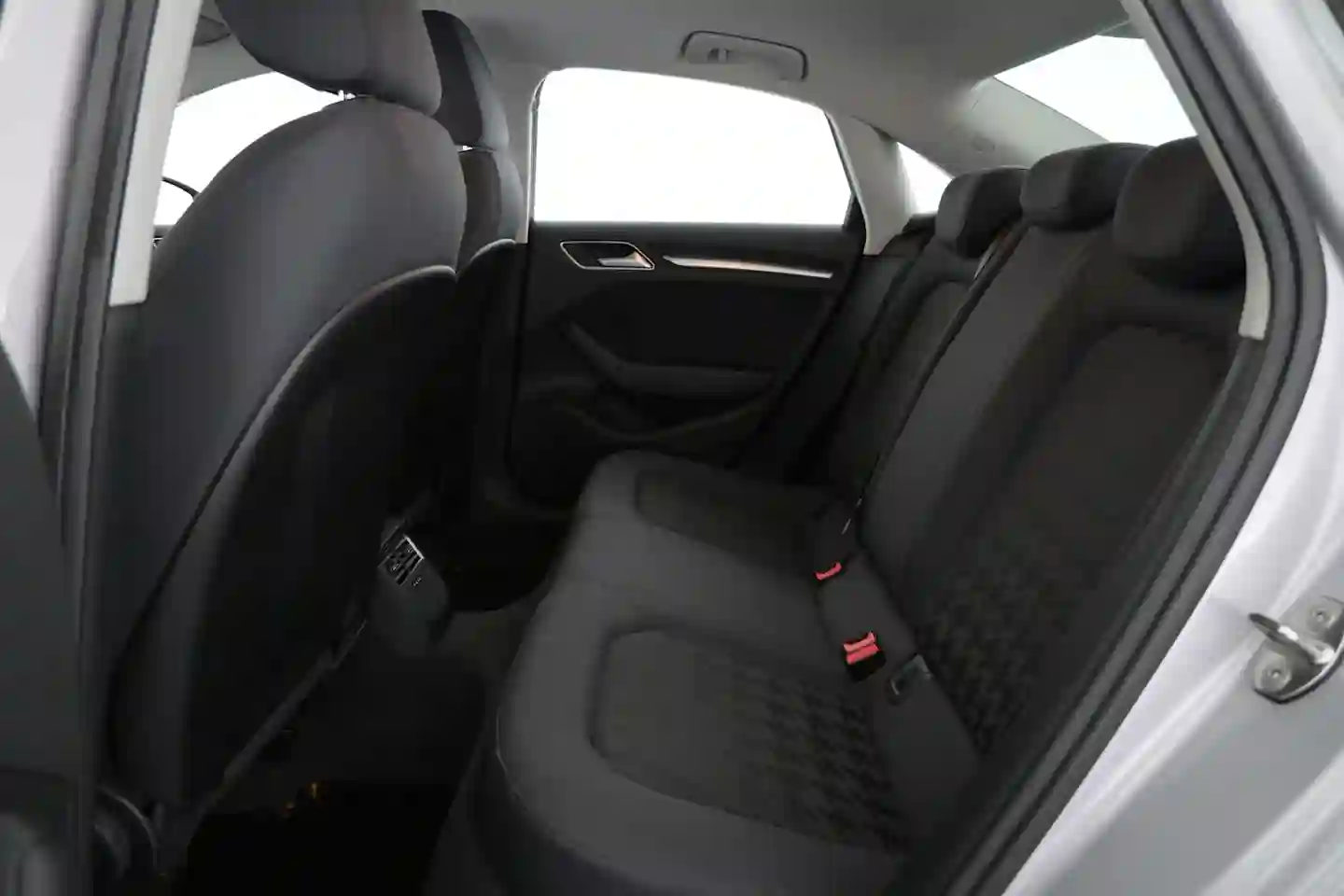 Car Image - 4J98frj5T2w5biM2U8tHGp