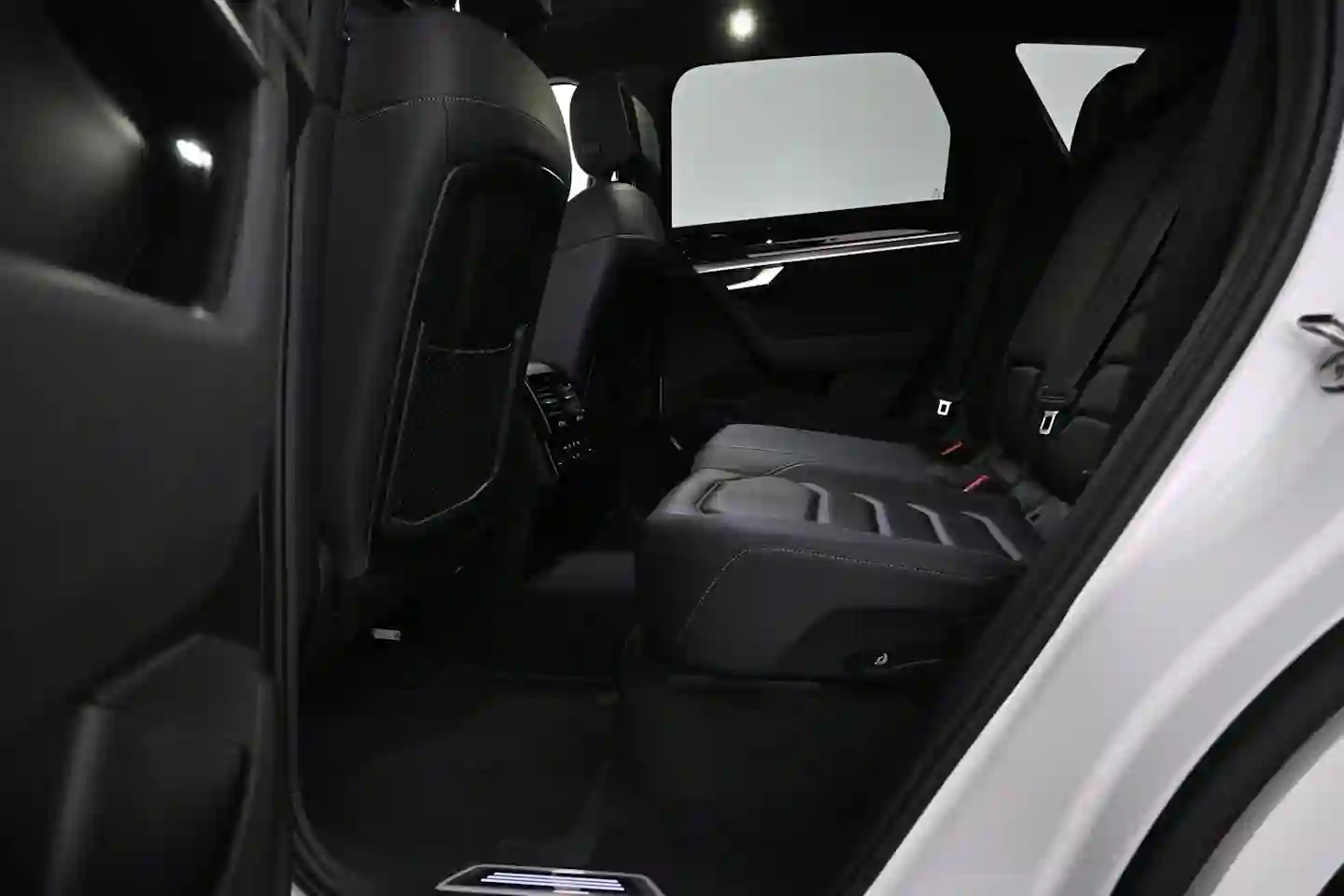 Car Image - 5fQCiFKV1f650lNUr7IQkg