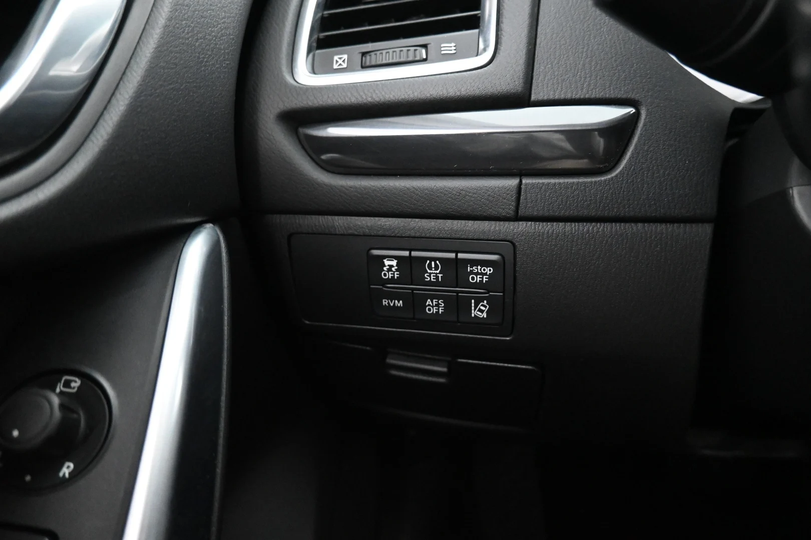Car Image - 1OraFWlNB6xds5YJXJrpKw