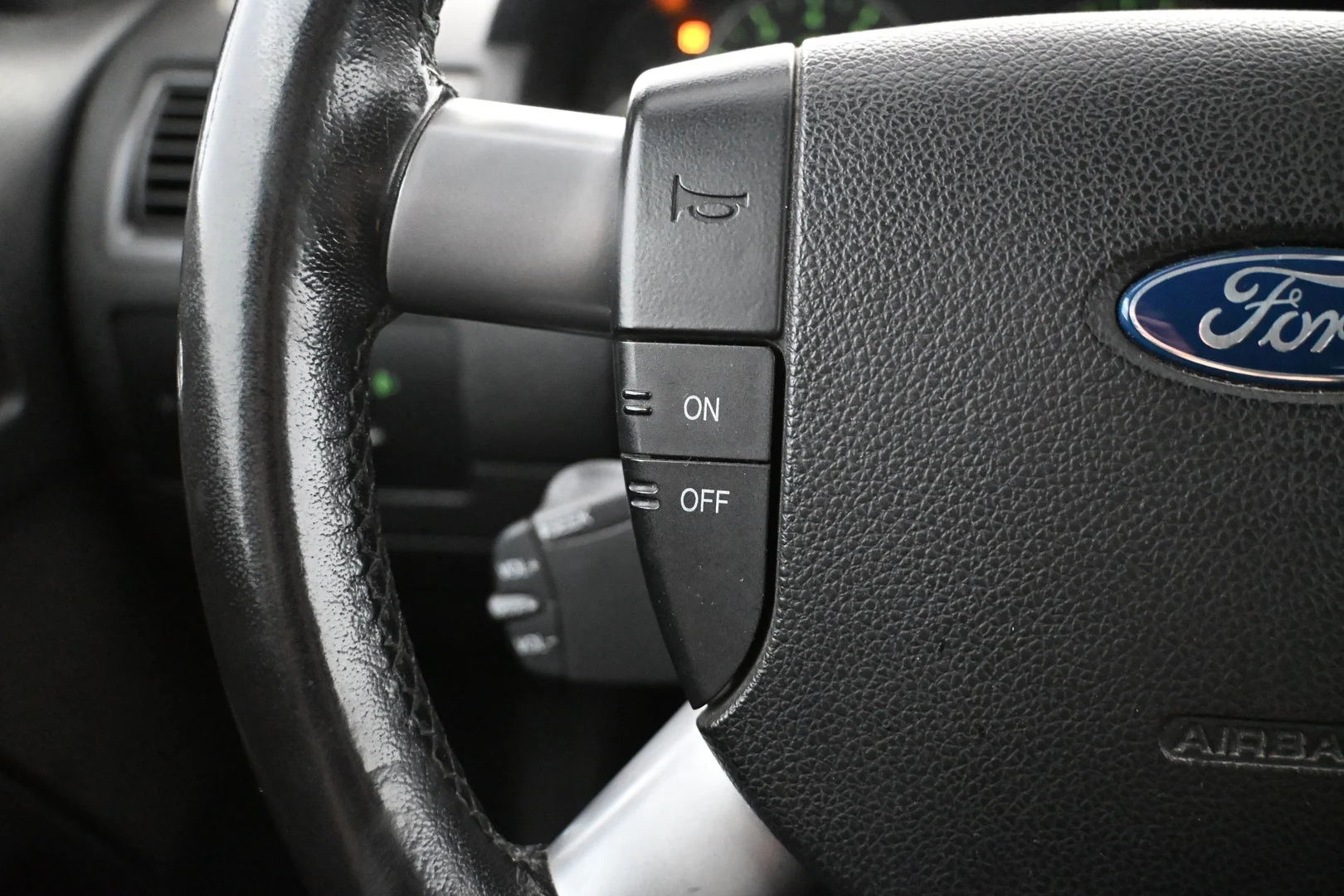 Car Image - 5gAyt9jIobS4YnGhNDXrJE