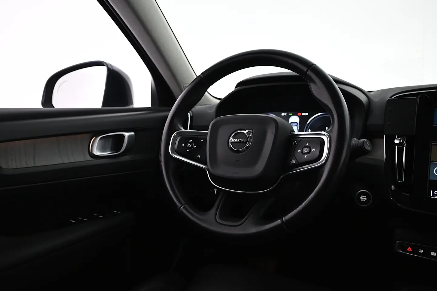 Car Image - 7jDtVyfYcLF7llFo3vfHBZ
