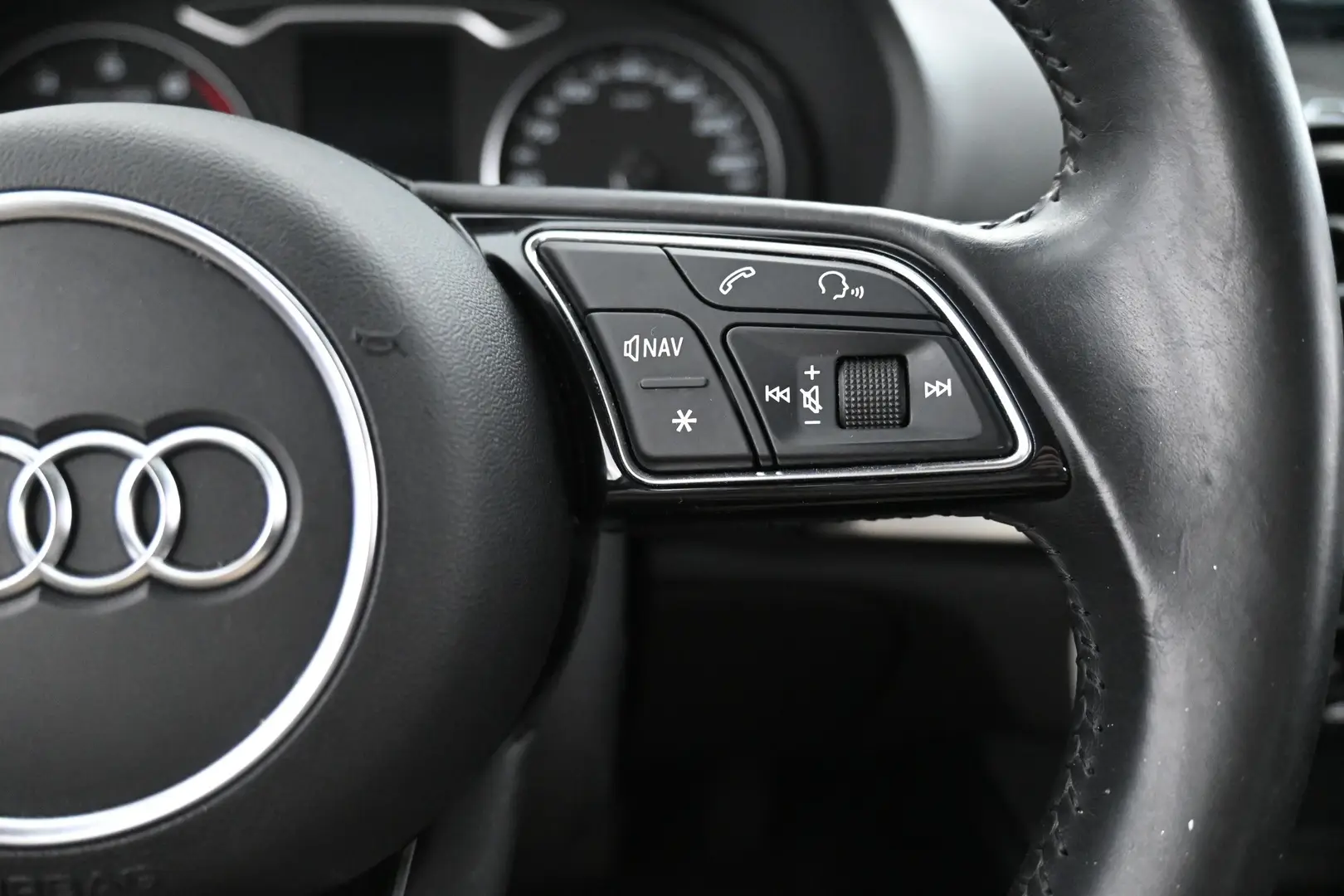 Car Image - 3f8H4Skjkqd7pJUcOkhssB